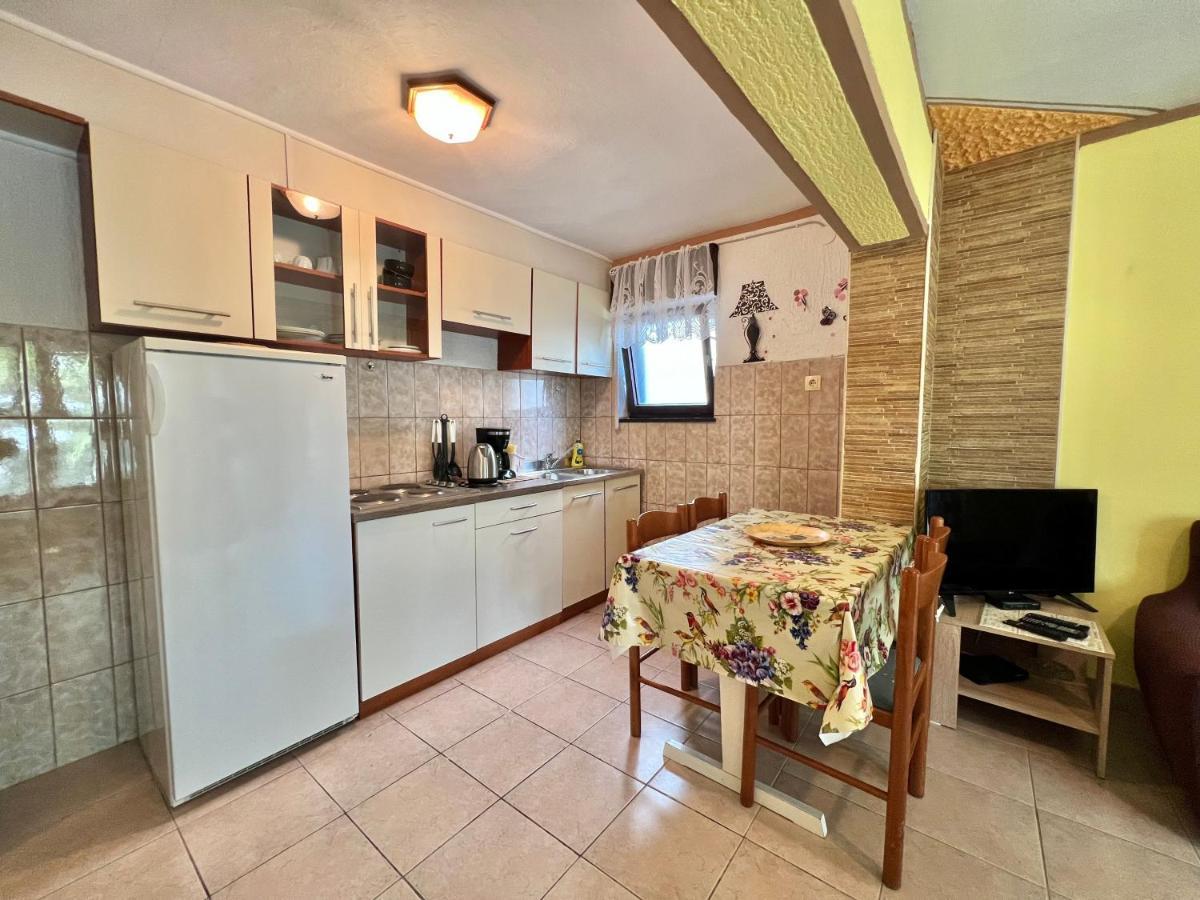 Apartmani Marija Dramalj Ngoại thất bức ảnh