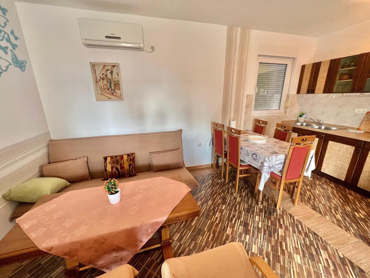 Apartmani Marija Dramalj Ngoại thất bức ảnh
