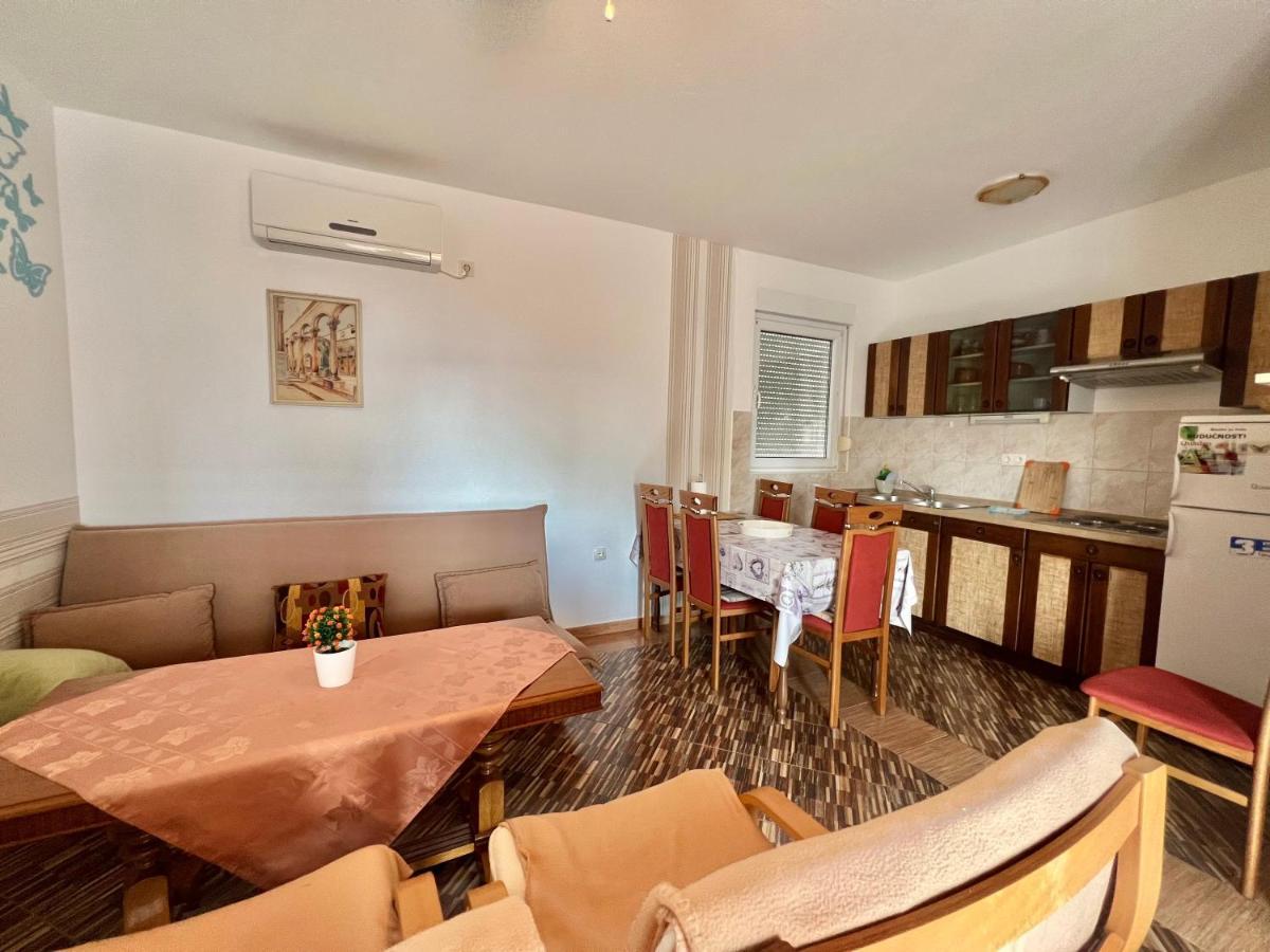 Apartmani Marija Dramalj Ngoại thất bức ảnh