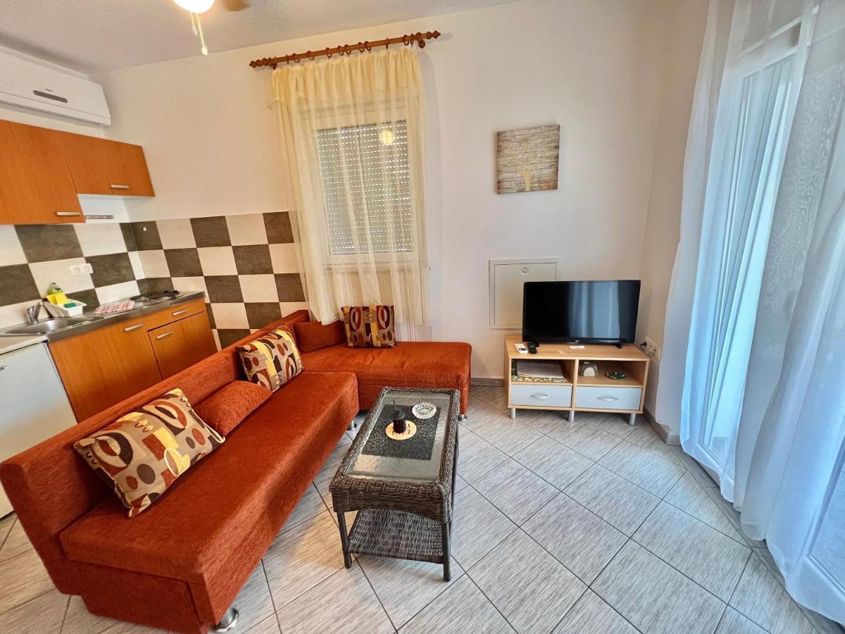 Apartmani Marija Dramalj Ngoại thất bức ảnh